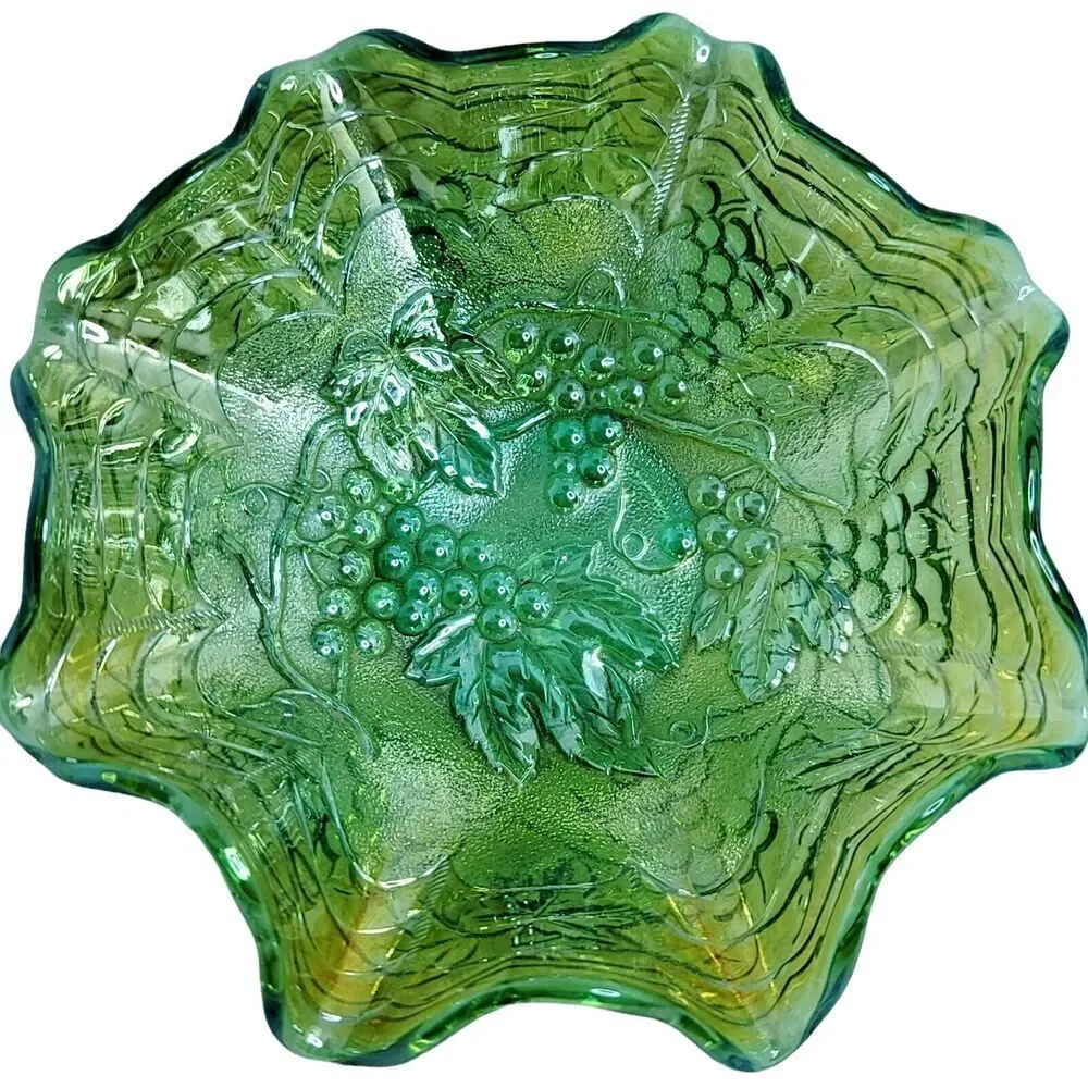 Vintage Imperial Carnival Glass Green‎ Ruffled Bowl Grapes Uranium?